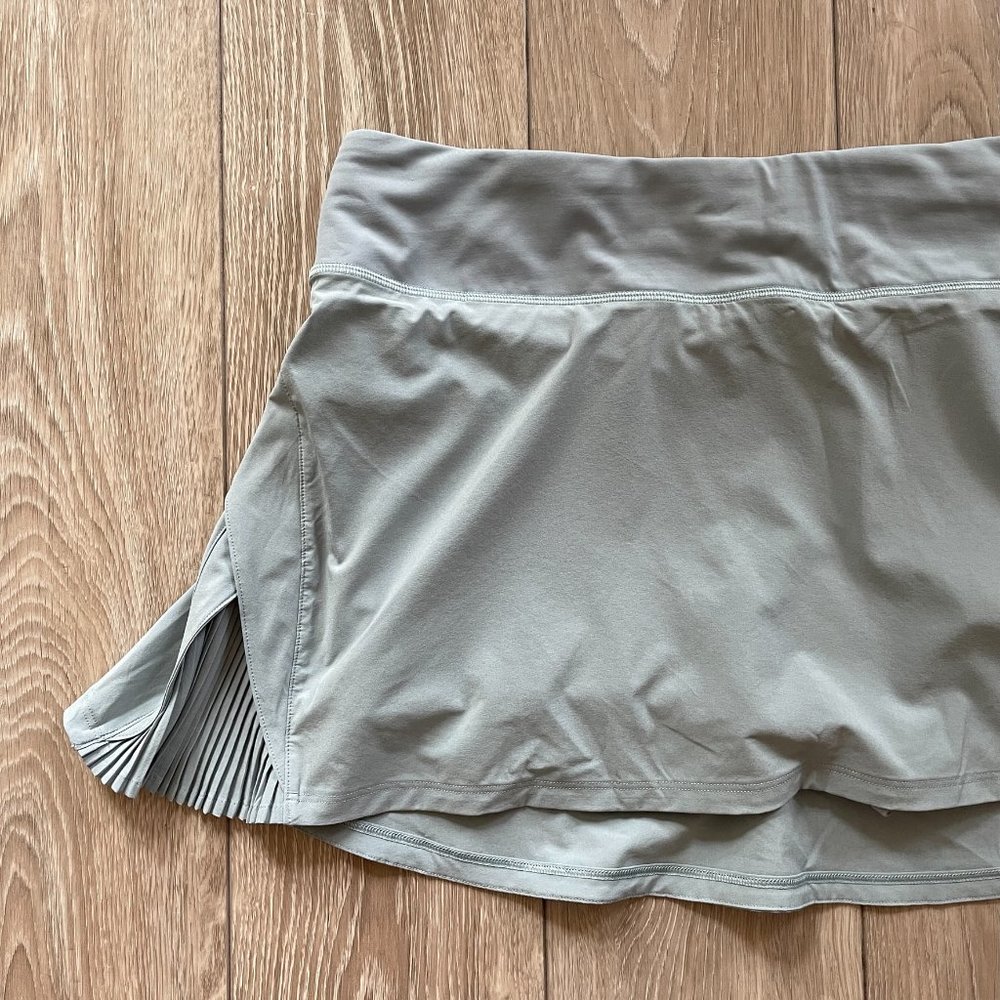 lululemon | Play off the Pleats Skirt - Size 10 Blue Cast - Picture 5 of 13